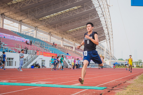 男子3000m 伟德国际1949陶天海勇夺季军